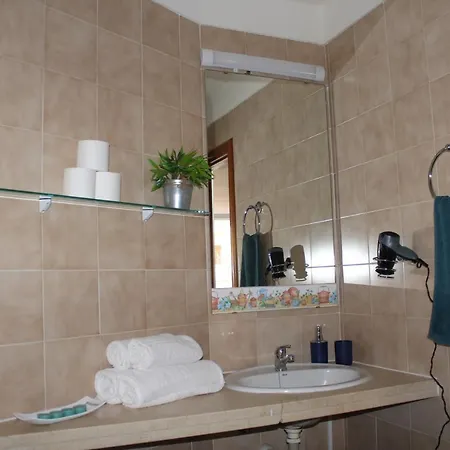 2 Piso Tipo Estudio Apartment *